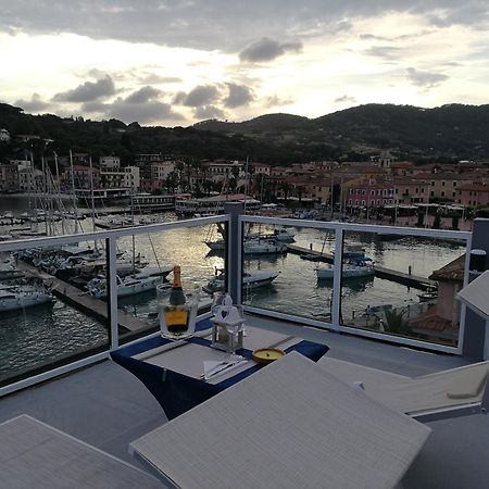 Hotel Belmare Porto Azzurro Bagian luar foto