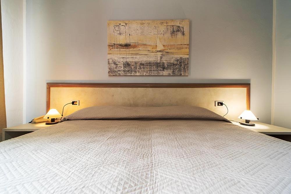 Hotel Belmare Porto Azzurro Bagian luar foto