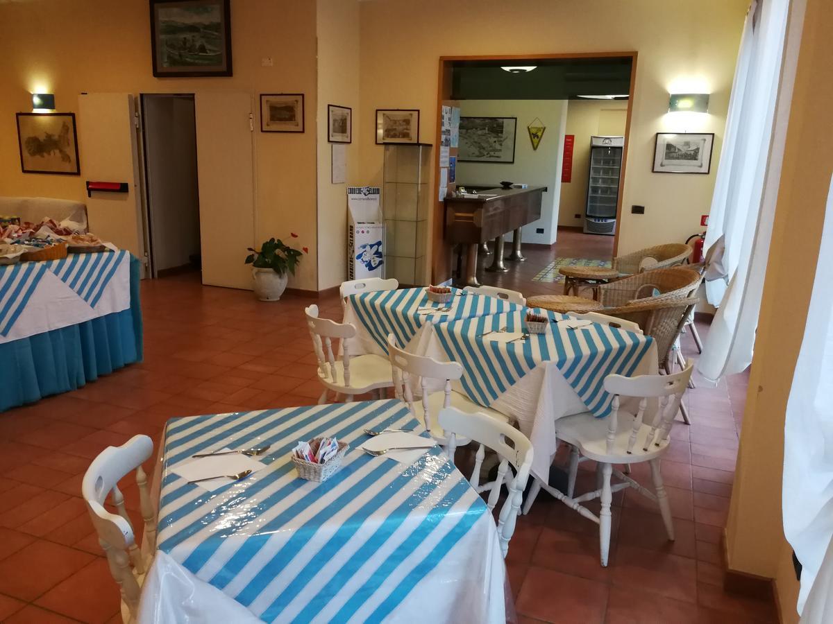 Hotel Belmare Porto Azzurro Bagian luar foto
